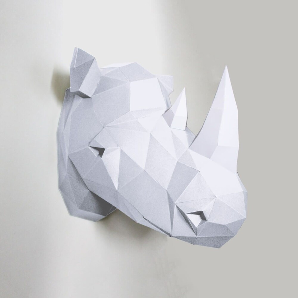 Rinoceronte branco com chifre branco – Escultura 3D de Papel pa