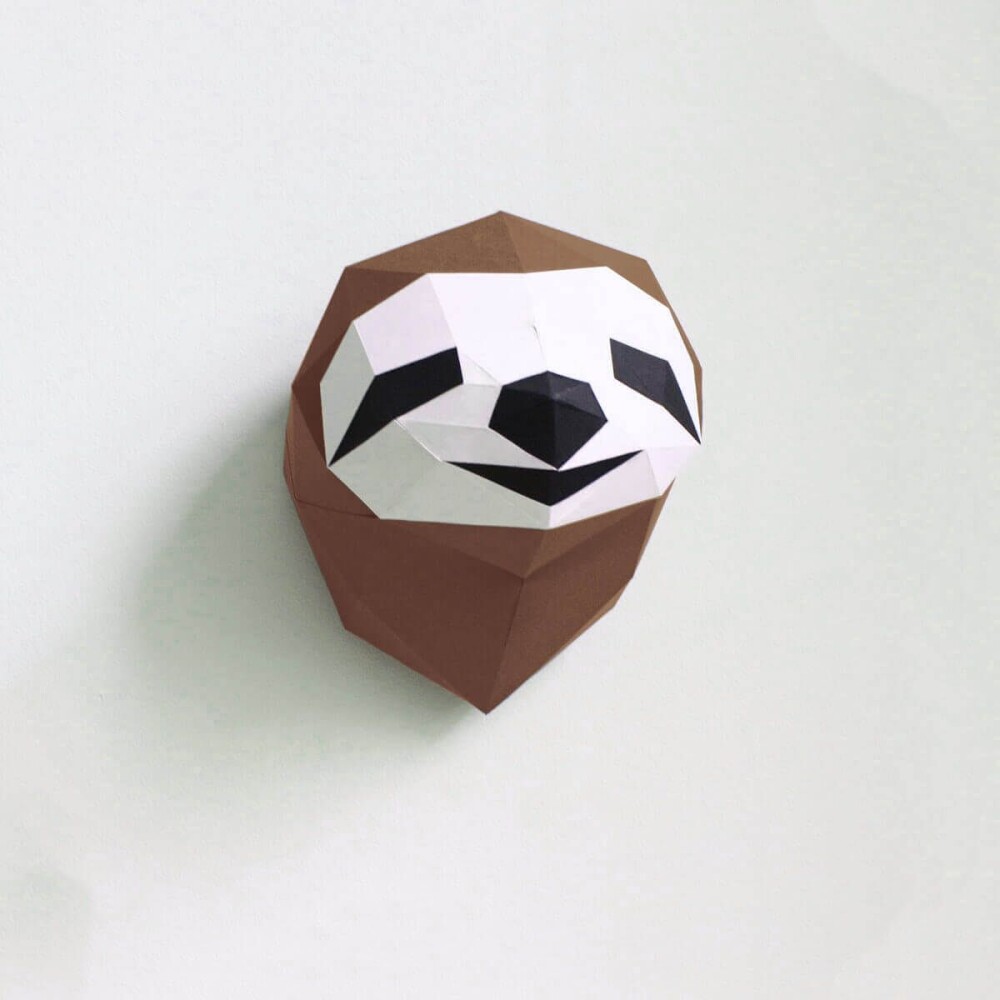 Bicho-preguiça marrom – Escultura 3D de Papel para Decoração