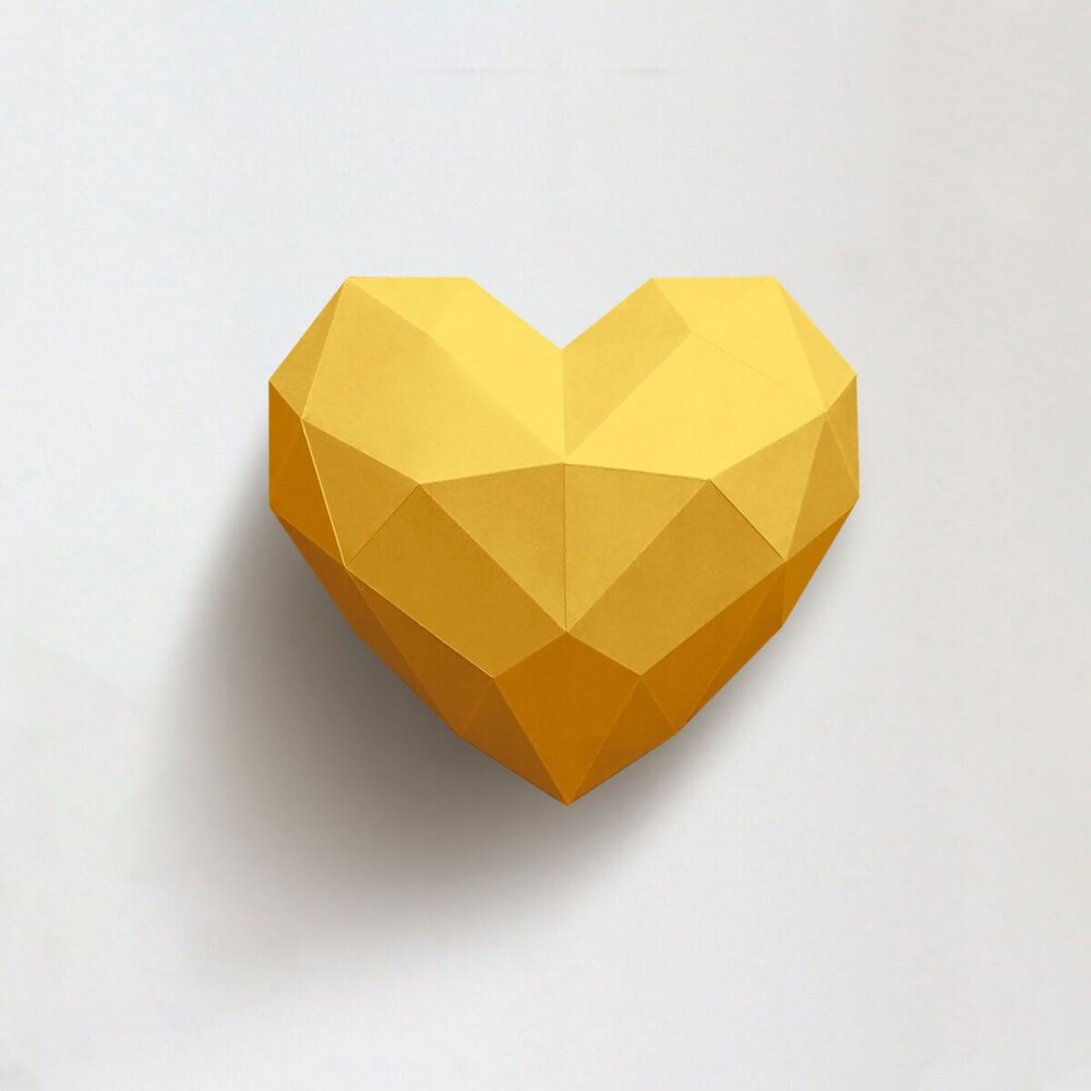 Coração amarelo – Escultura 3D de Papel para Decoração
