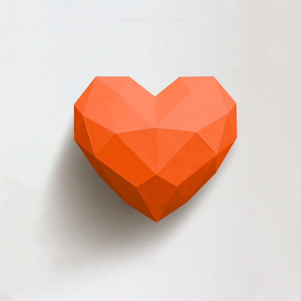 Coração laranja – Escultura 3D de Papel para Decoração