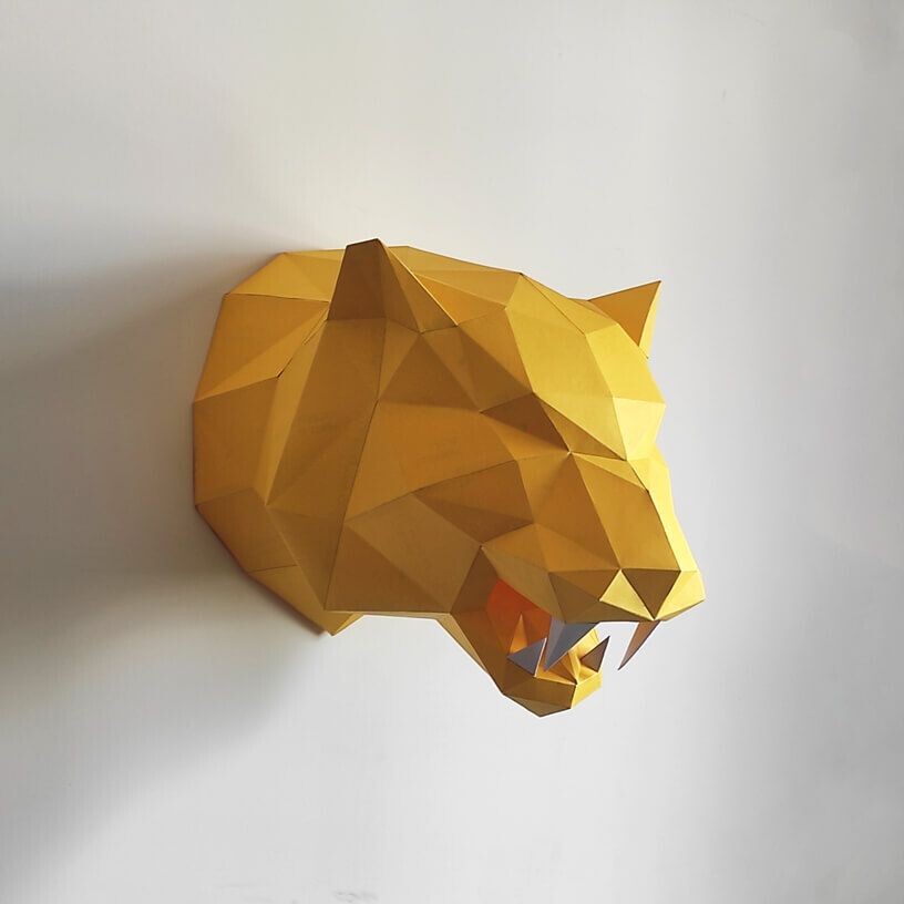 Leoa amarela – Escultura 3D de Papel para Decoração