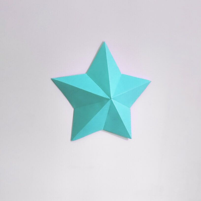 Estrela azul claro – Escultura 3D de Papel para Decoração