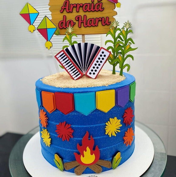 Arquivo de topo de bolo festa junina