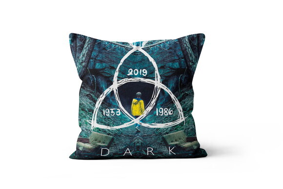 Almofada 30x30 cm Personalizada Série Dark Netflix!!!