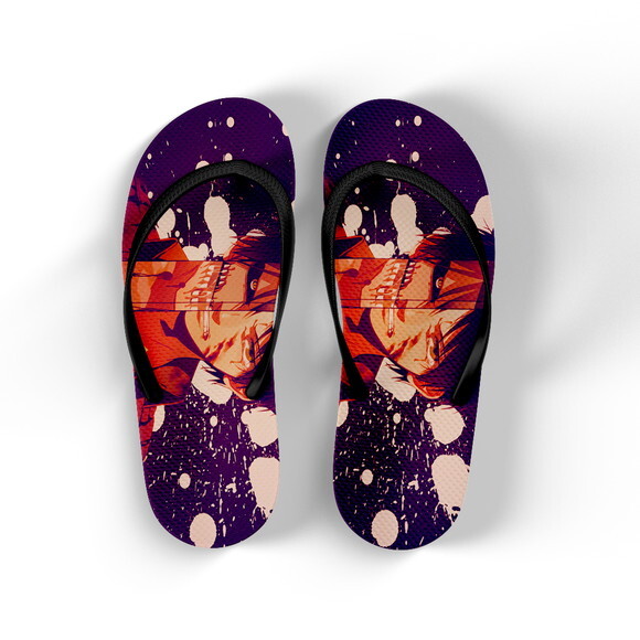 Caneca + kit Chinelo Geek Shingeki no Kyojin Eren com Nome