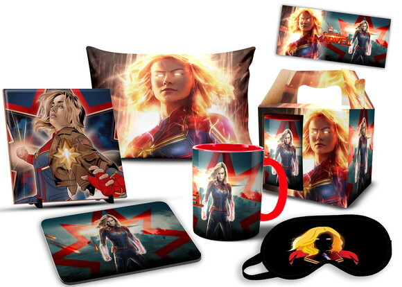 Caneca E Almofada Vingadores Capitã Marvel + Super Kit