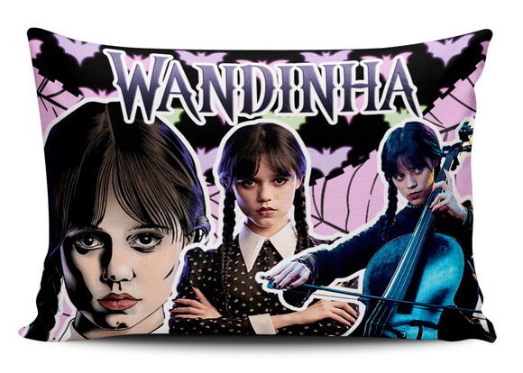 Caneca Mágica + Kit Wandinha Série com Nome