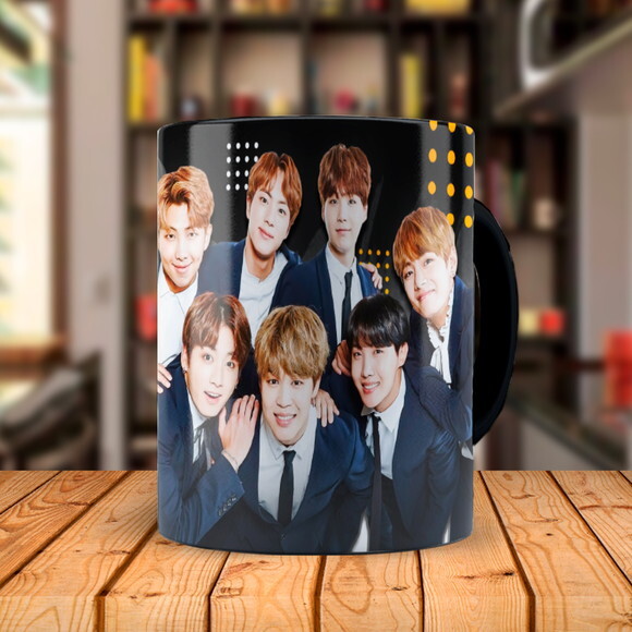 Caneca Mágica Bts Banda K-pop Personalizado com Nome