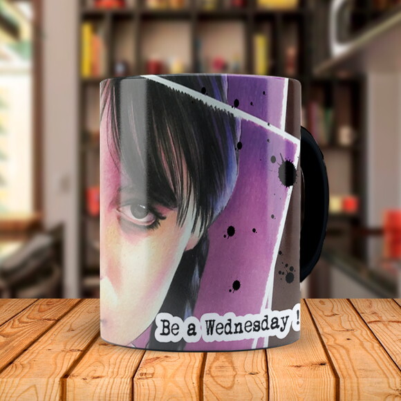 Caneca Personalizada Preto Série Wandinha com Nome