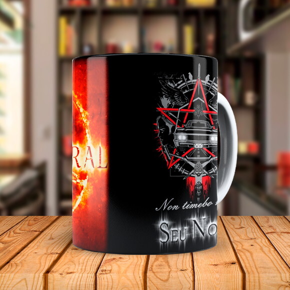 Caneca Série Supernatural Símbolo com Nome