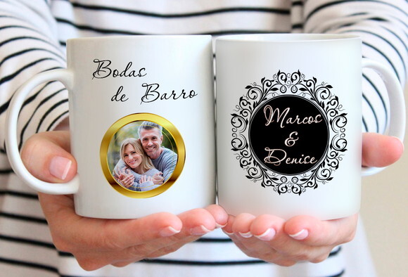 Kit 2 Canecas Bodas de Barro com Foto + Caixinha