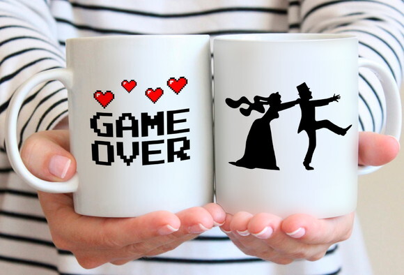 Kit 2 Canecas presente de Casamento Game Over