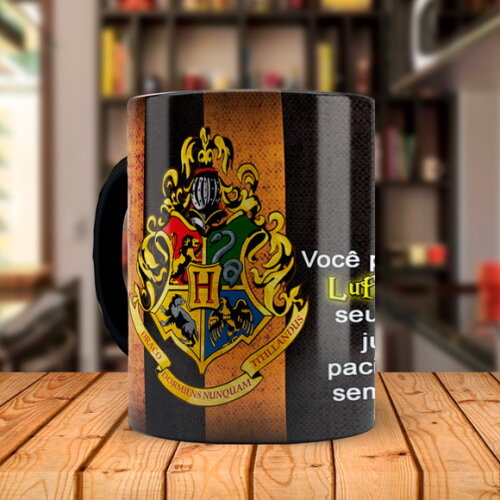 Caneca Mágica Harry Potter Lema Lufa-lufa com Nome