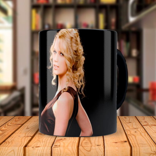Caneca Personalizada Cantora Taylor Swift com Nome