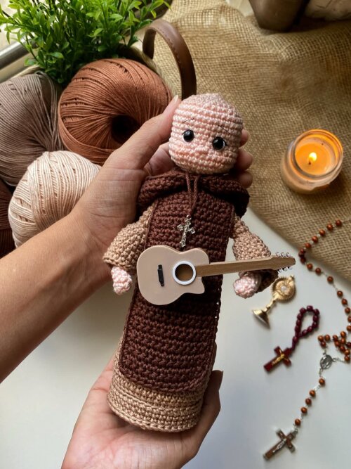Frei Gilson Amigurumi