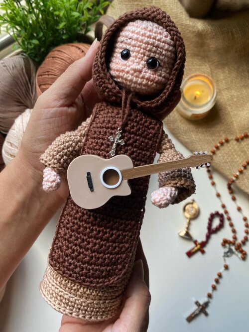 Frei Gilson Amigurumi