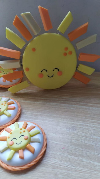 Topo de Bolo e Vela Sol,tema Lá Vem o Sol,365sorrisos