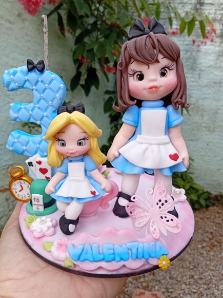 Topo de Bolo Personalizado Alice no País das Maravilhas