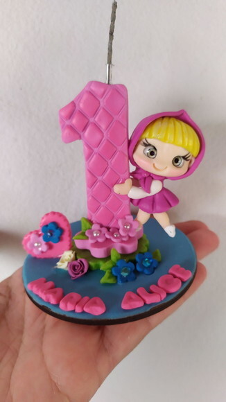 Vela de Biscuit Tema Marsha e o Urso