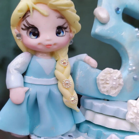 Vela Frozen
