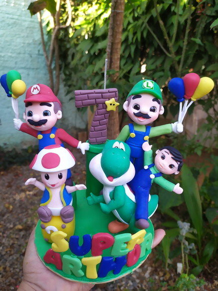 Topo de Bolo Mario e Luigi