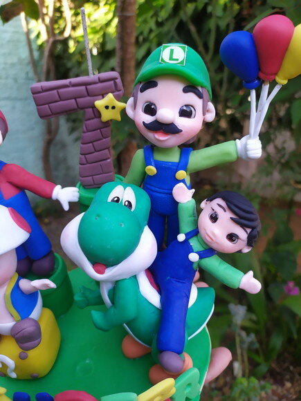 Topo de Bolo Mario e Luigi