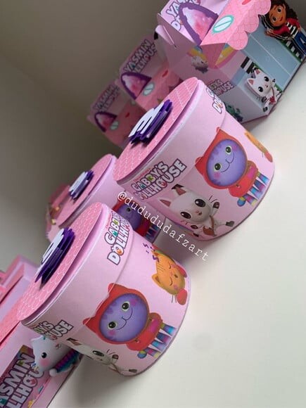 Kit 30 Lembrancinhas a Casa Mágica da Gabi