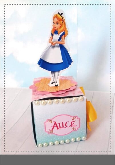Kit 30 Lembrancinhas Alice no País das Maravilhas