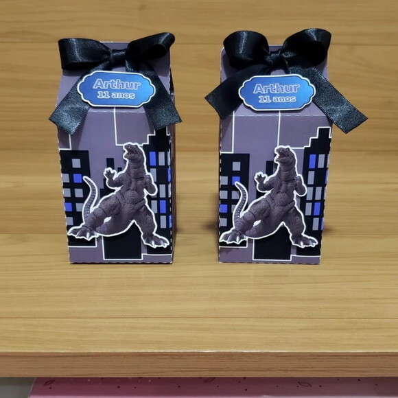 Kit 30 Lembrancinhas Godzilla