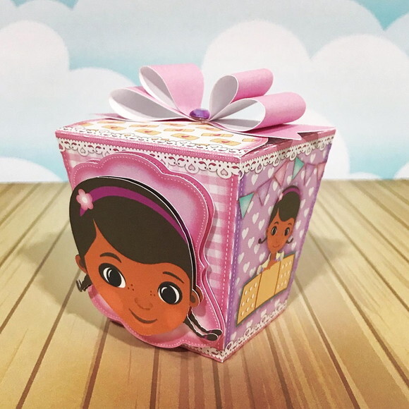 Kit 60 Lembrancinhas Doutora Brinquedos