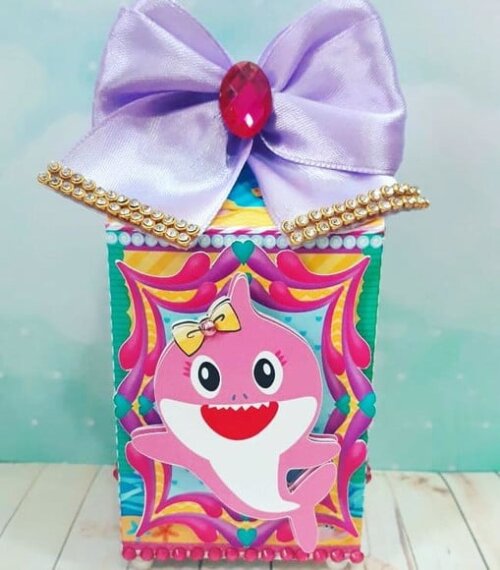 Caixa Milk Baby Shark Menina