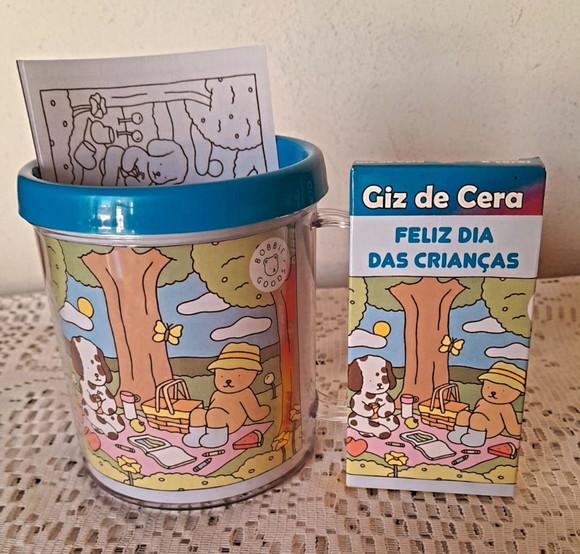 Caneca com Kit Colorir Bobbie Goods