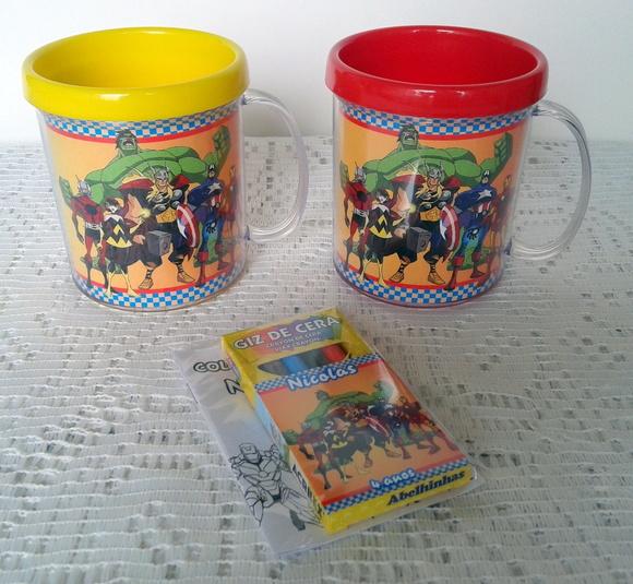 Caneca Festa Vingadores