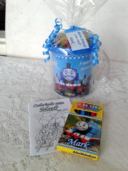 Caneca Thomas com Kit Colorir