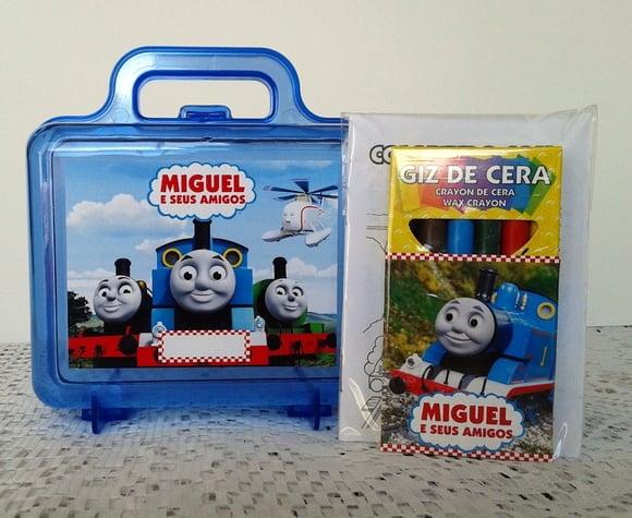Maletinha Thomas com Kit Colorir
