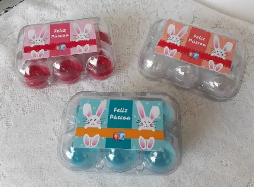 Caixinha com mini-ovinhos de Pascoa
