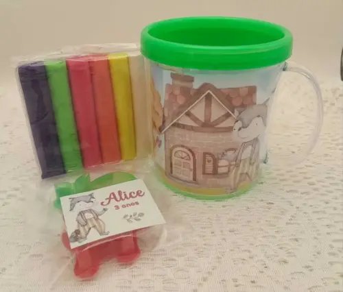 Caneca com Kit Massinha - Qualquer Tema