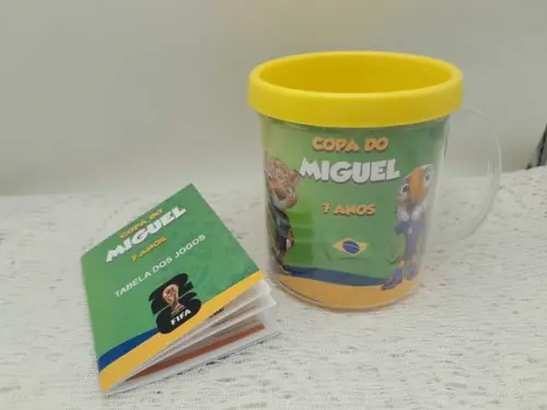 Caneca Copa do Mundo com Tabela dos Jogos