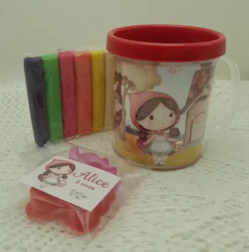 Caneca com Kit Massinha - Qualquer Tema