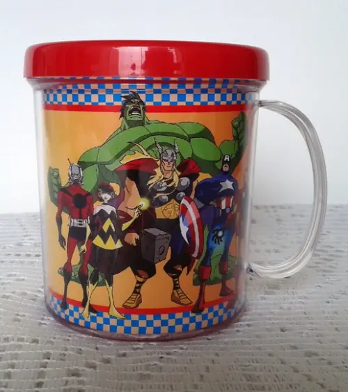Caneca Festa Vingadores