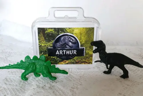 Mini Maletinha Dinossauro + 2 dinossauros