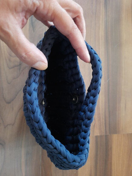 Bolsa de Mão em Fio de Malha