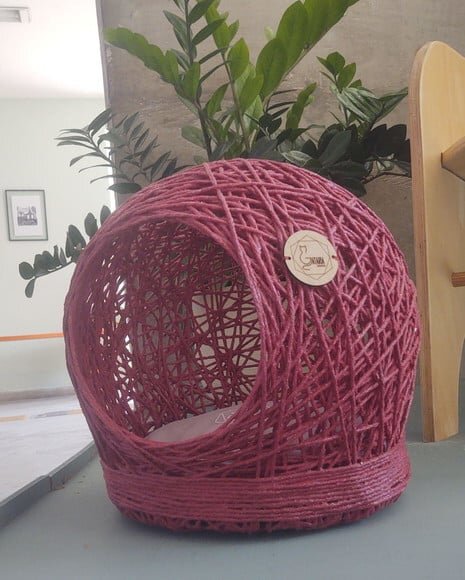 Toca Tamanho P em Barbante Vermelho para Gatos até 6kg