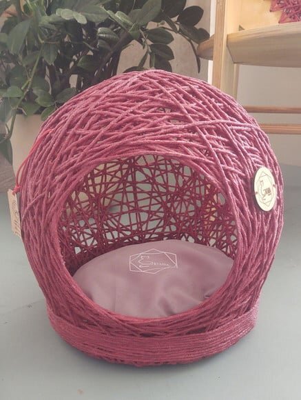 Toca Tamanho P em Barbante Vermelho para Gatos até 6kg