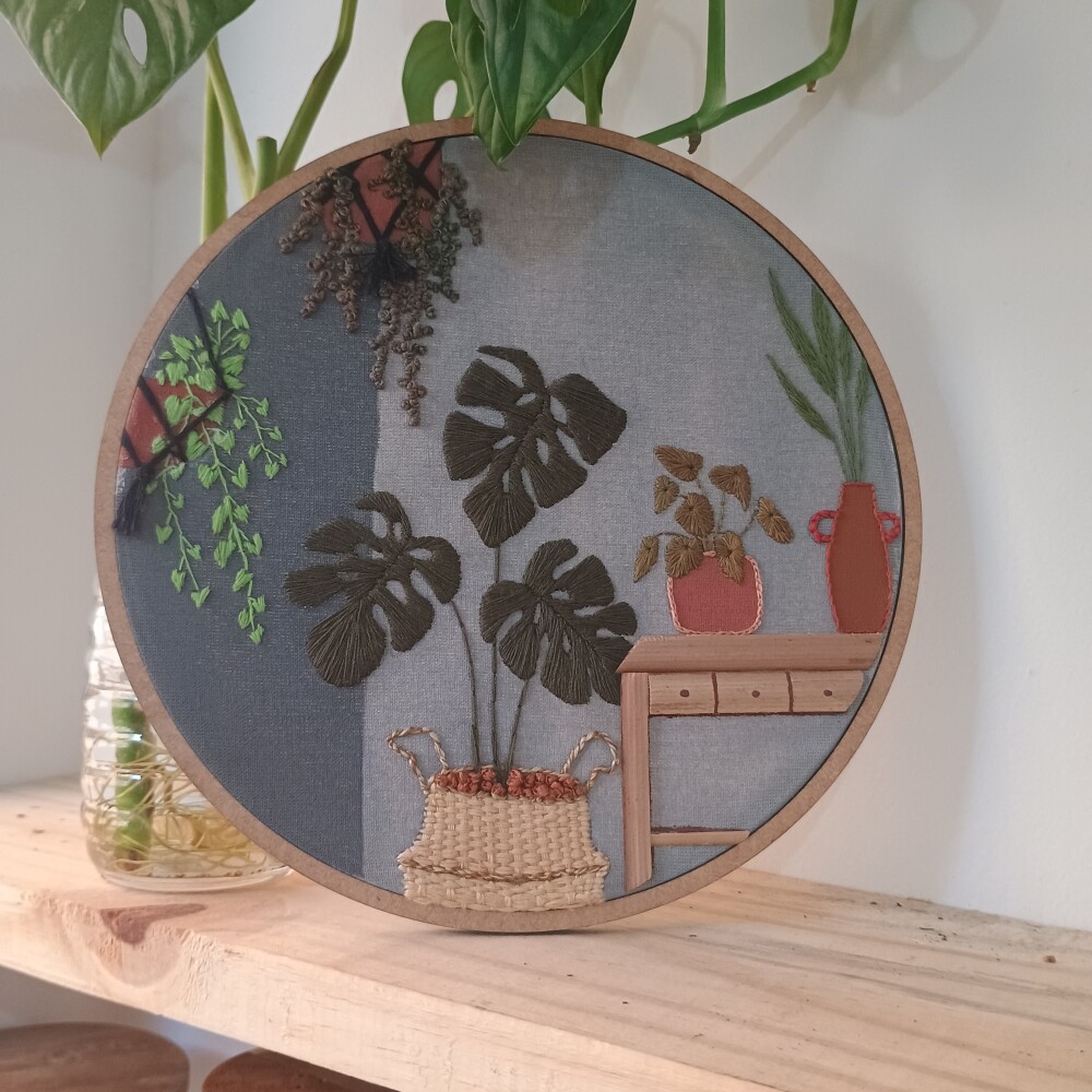 Bastidor bordado vaso de plantas