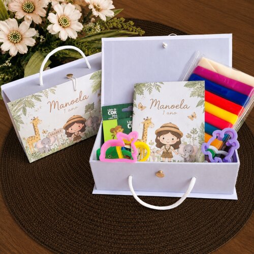 Metinha Personalizada com Kit Colorir e Massinha Lembrancinha Infantil Cartonada Modelo 10