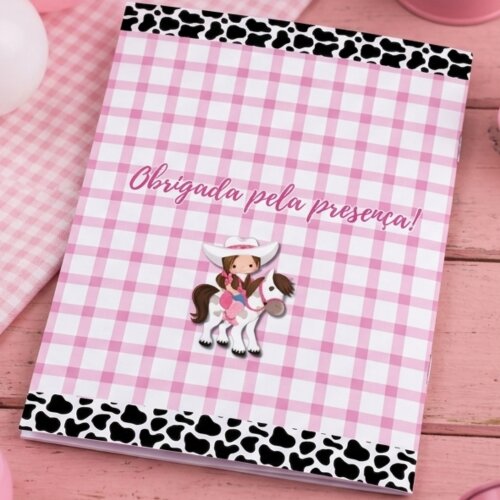 Livro para colorir Fazendinha rosa