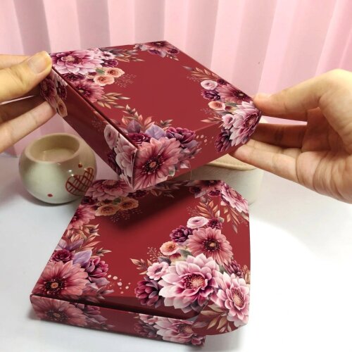 50 Caixas basculante personalizada - Largura 7cm x Altura 3cm x Comprimento 13cm