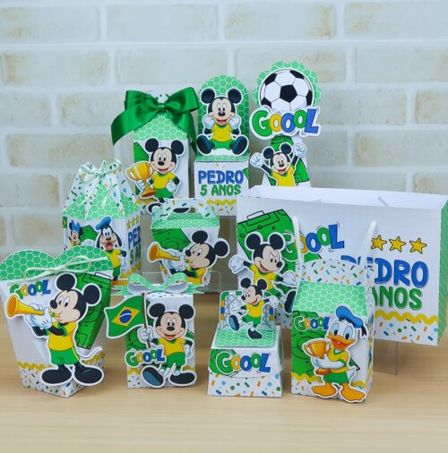 Arquivo Mickey Copa Do Mundo Studio/PDF/DXF/SVG