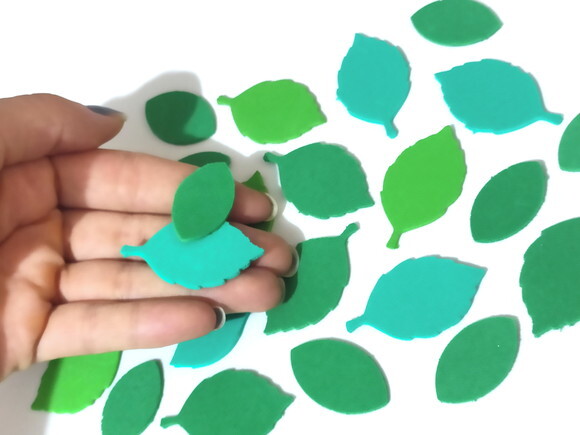 100 Apliques de Mini Folhas de Eva (3 e 4,5 Cm)